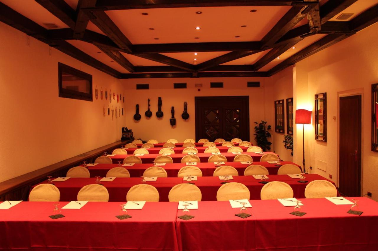 מדונה די קמפיליו Savoia Palace Hotel מראה חיצוני תמונה